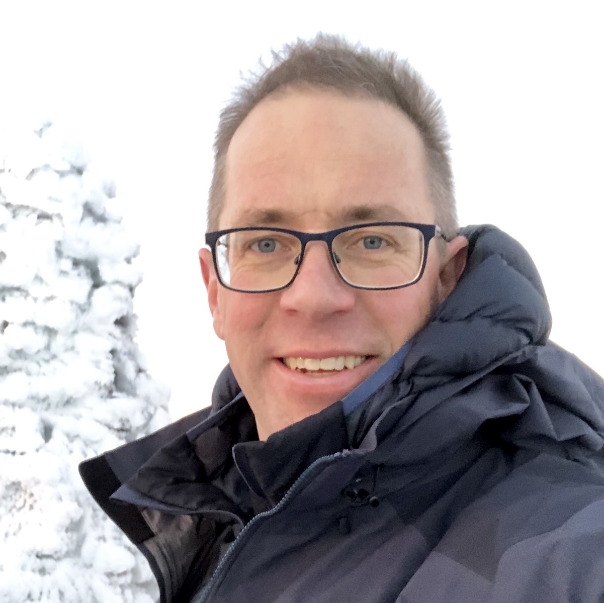 Mowser — Tasmanian hiking guide and creator of Trail Kit